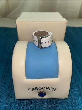 Cabochon White Leather Ring / Scarf Ring